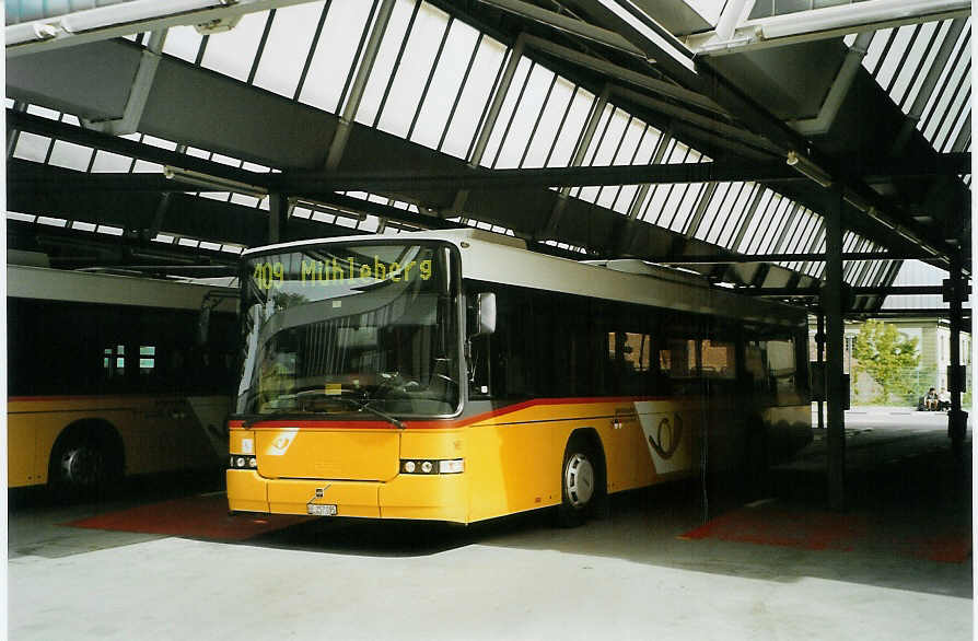 (086'304) - Steiner, Ortschwaben - Nr. 16/BE 257'095 - Volvo/Hess am 16. Juni 2006 in Bern, Postautostation
