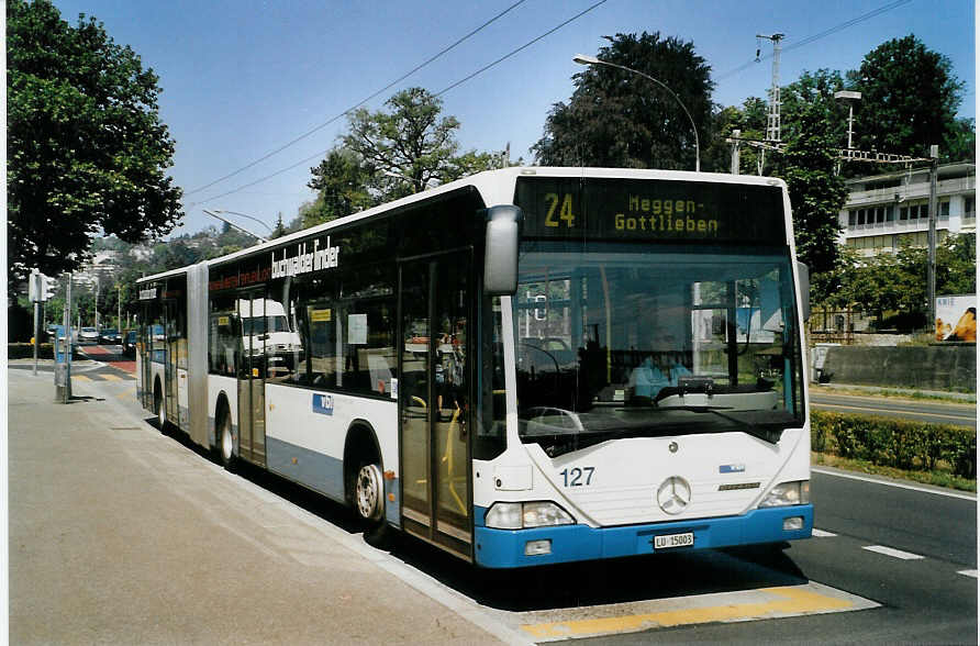 (087'436) - VBL Luzern - Nr. 127/LU 15'003 - Mercedes am 25. Juli 2006 in Luzern, Verkehrshaus