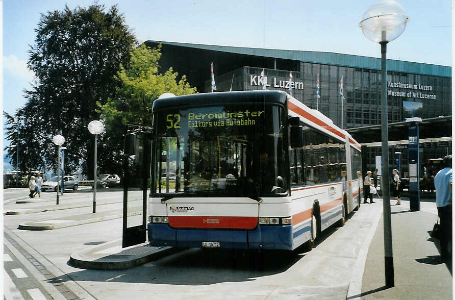 (087'500) - AAGR Rothenburg - Nr. 32/LU 15'712 - Scania/Hess am 25. Juli 2006 beim Bahnhof Luzern