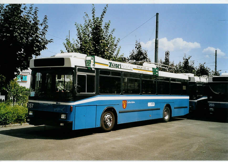 (087'510) - VBL Luzern - Nr. 257 - NAW/R&J-Hess Trolleybus am 25. Juli 2006 in Luzern, Swisscom