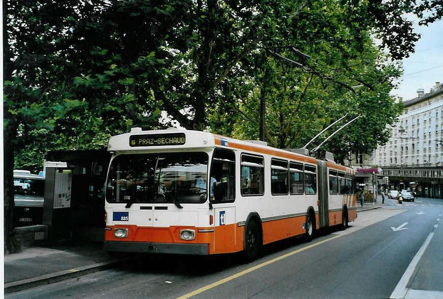 (087'800) - TL Lausanne - Nr. 885 - Saurer/Hess Gelenktrolleybus (ex TPG Genve Nr. 654) am 26. Juli 2006 in Lausanne, Tunnel