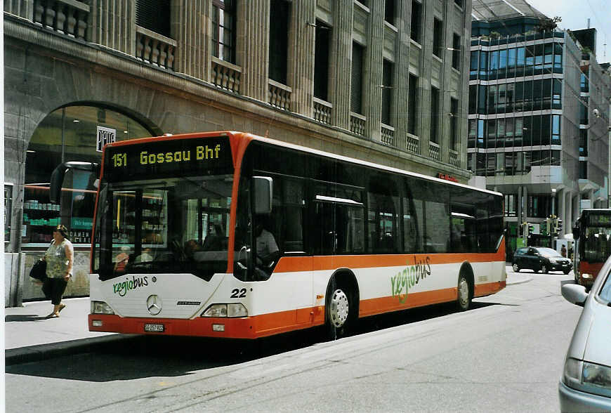 (088'105) - Regiobus, Gossau - Nr. 22/SG 257'922 - Mercedes am 28. Juli 2006 beim Bahnhof St. Gallen 
