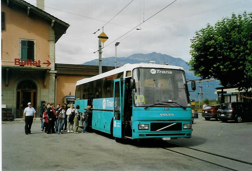 (088'833) - Kokollari, Bex - VS 228'716 - Volvo am 7. August 2006 beim Bahnhof Bex