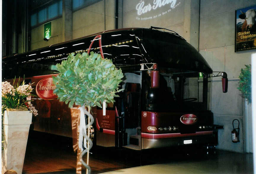 (091'624) - Car Rouge, Kerzers - Nr. 10/FR 300'610 - Neoplan am 14. Januar 2007 in Bern, Ferienmesse (Teilaufnahme)