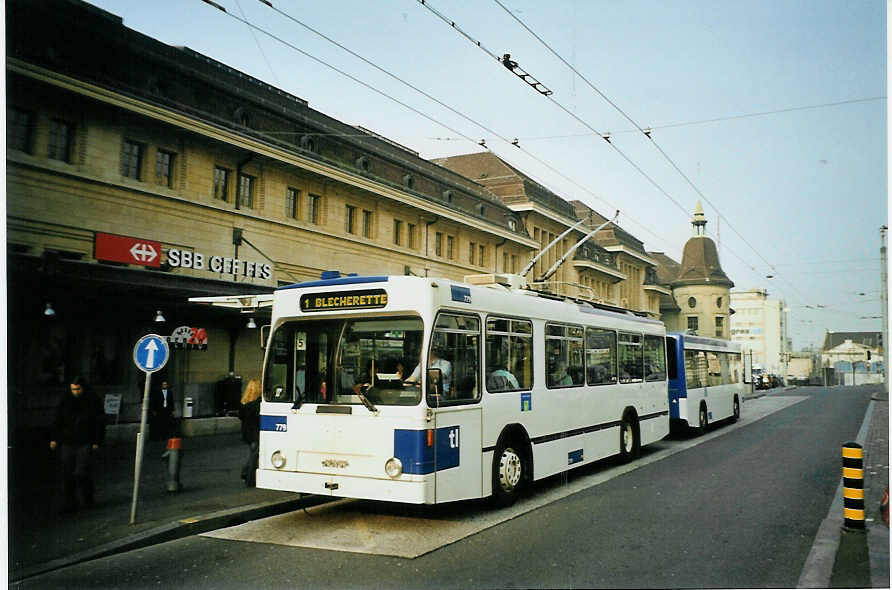 (092'516) - TL Lausanne - Nr. 779 - NAW/Lauber Trolleybus am 17. Mrz 2007 beim Bahnhof Lausanne