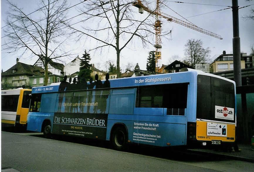 (093'313) - VBSH Schaffhausen - Nr. 22/SH 38'022 - Volvo/Hess am 22. Mrz 2007 beim Bahnhof Schaffhausen