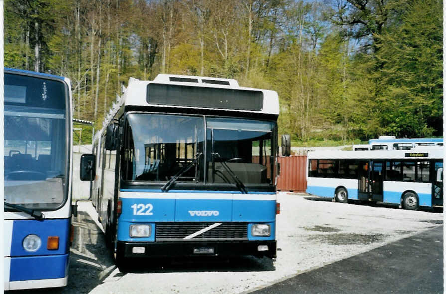 (094'014) - VBL Luzern - Nr. 122 - Volvo/Hess am 14. April 2007 in Safnern, BTR