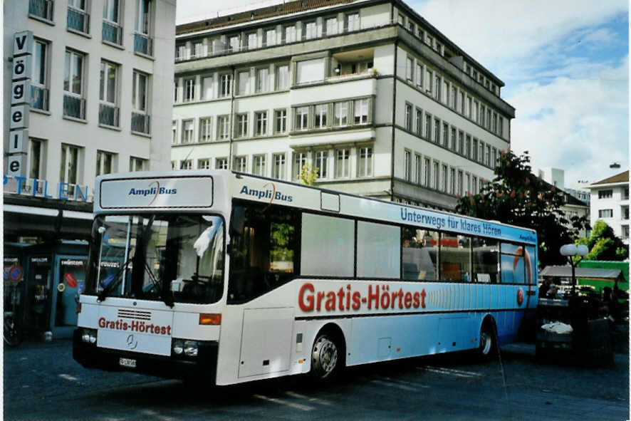 (094'503) - AmpliBus, Baar - Nr. 4/TG 138'580 - Mercedes (ex Gowa, Luzern Nr. 52) am 9. Mai 2007 in Thun, Waisenhausplatz