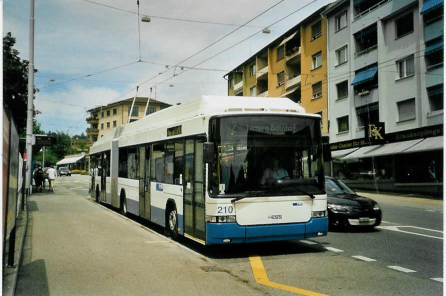(096'732) - VBL Luzern - Nr. 210 - Hess/Hess Gelenktrolleybus am 23. Juli 2007 in Emmenbrcke, Sprengi