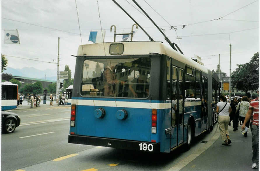 (096'826) - VBL Luzern - Nr. 190 - NAW/Hess Gelenktrolleybus am 23. Juli 2007 in Luzern, Schwanenplatz