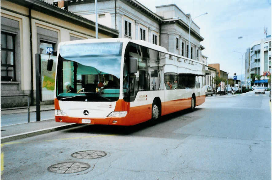 (099'911) - AMSA Chiasso - Nr. 24/TI 97'424 - Mercedes am 4. Oktober 2007 beim Bahnhof Chiasso