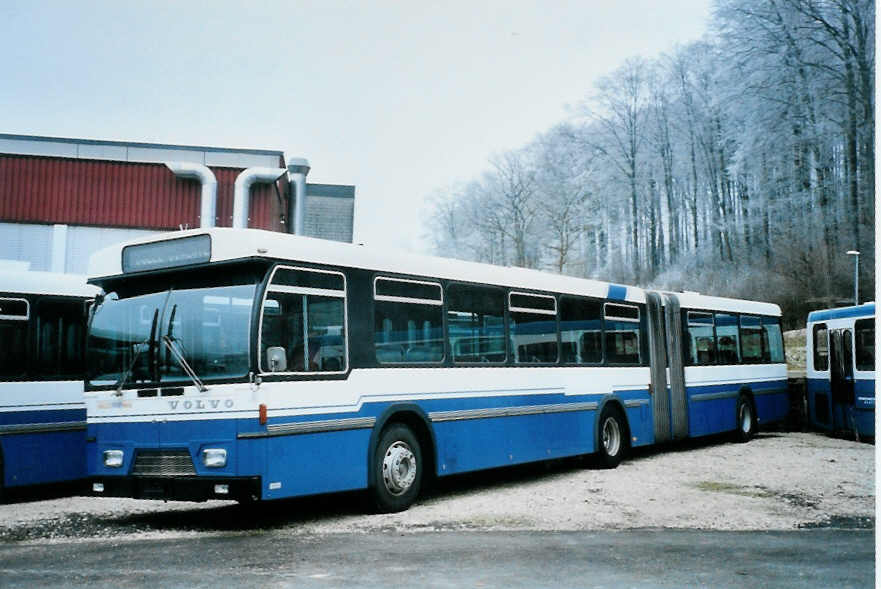 (102'115) - TPF Fribourg - Nr. 108 - Volvo/Hess (ex Nr. 574; ex TF Fribourg Nr. 174) am 22. Dezember 2007 in Safnern, BTR