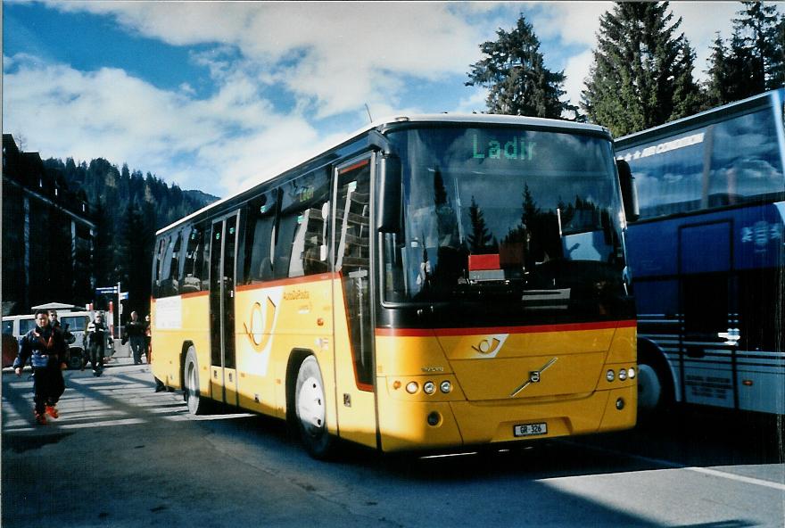 (105'021) - Fontana, Ilanz - Nr. 10/GR 326 - Volvo (ex Nr. 1) am 9. Mrz 2008 in Laax, Murschetg