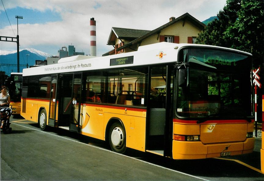 (107'312) - Luk, Grsch - GR 87'137 - Volvo/Hess (ex PostAuto Graubnden; ex P 25'683) am 24. Mai 2008 beim Bahnhof Untervaz