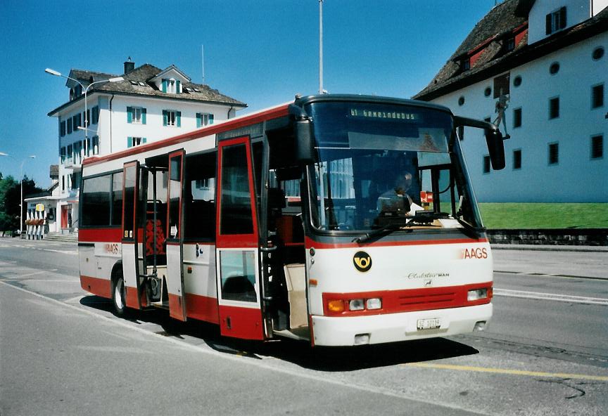 (109'312) - AAGS Schwyz - Nr. 19/SZ 10'119 - MAN/Auwrter am 16. Juli 2008 in Schwyz, Postplatz