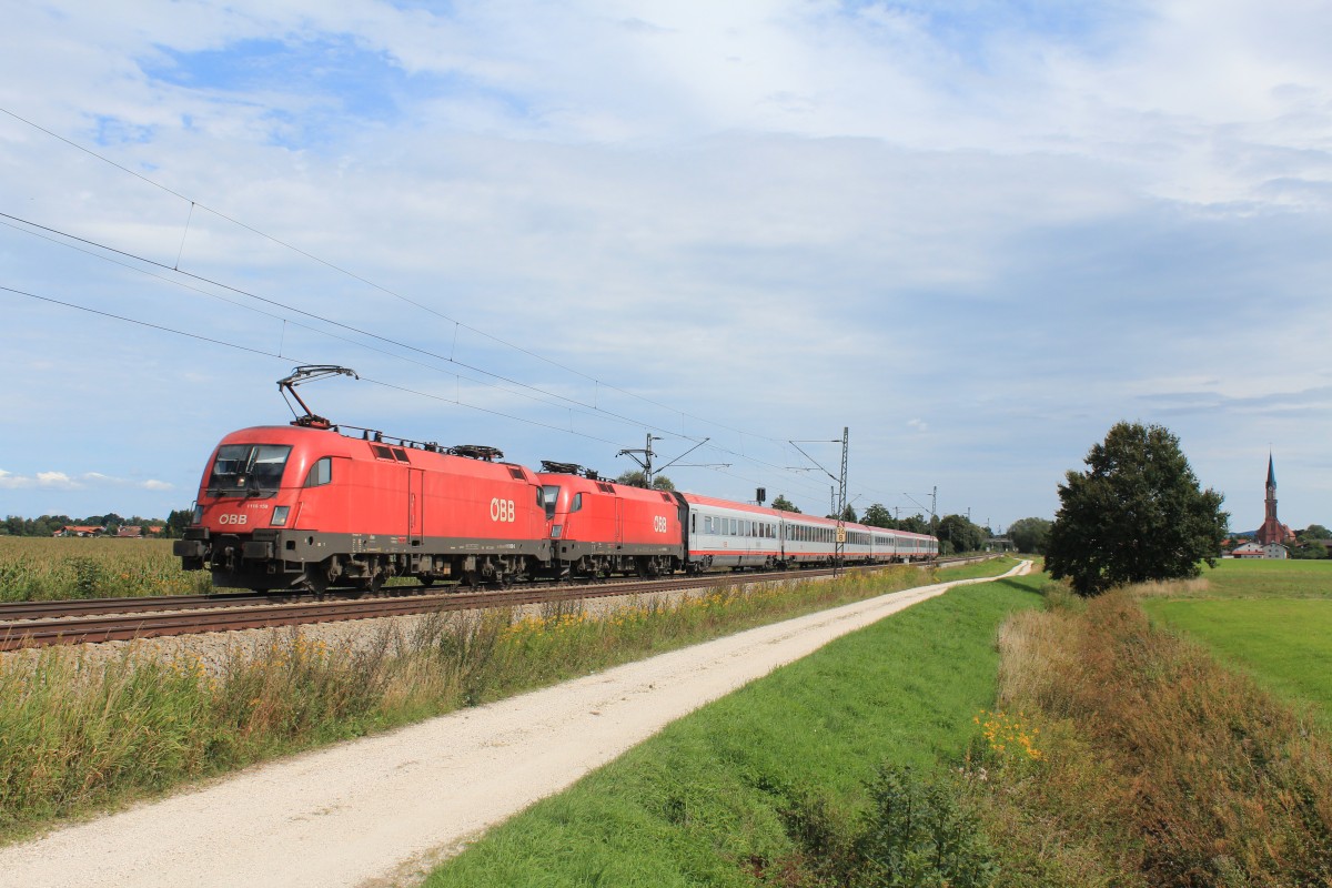 1116 159-5 und 1116 xxx am 8. September 2013 aus Salzburg kommend bei bersee am Chiemsee.