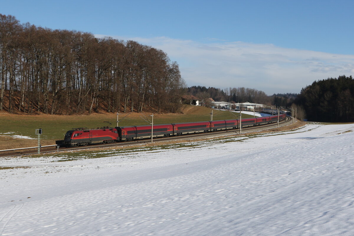 1116 210 aus Salzburg kommend am 3. Februar 2026 bei Axdorf.