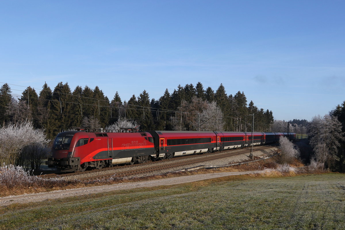 1116 218 aus Salzburg kommend am 20. Dezember 2020 bei Grabenst�tt.