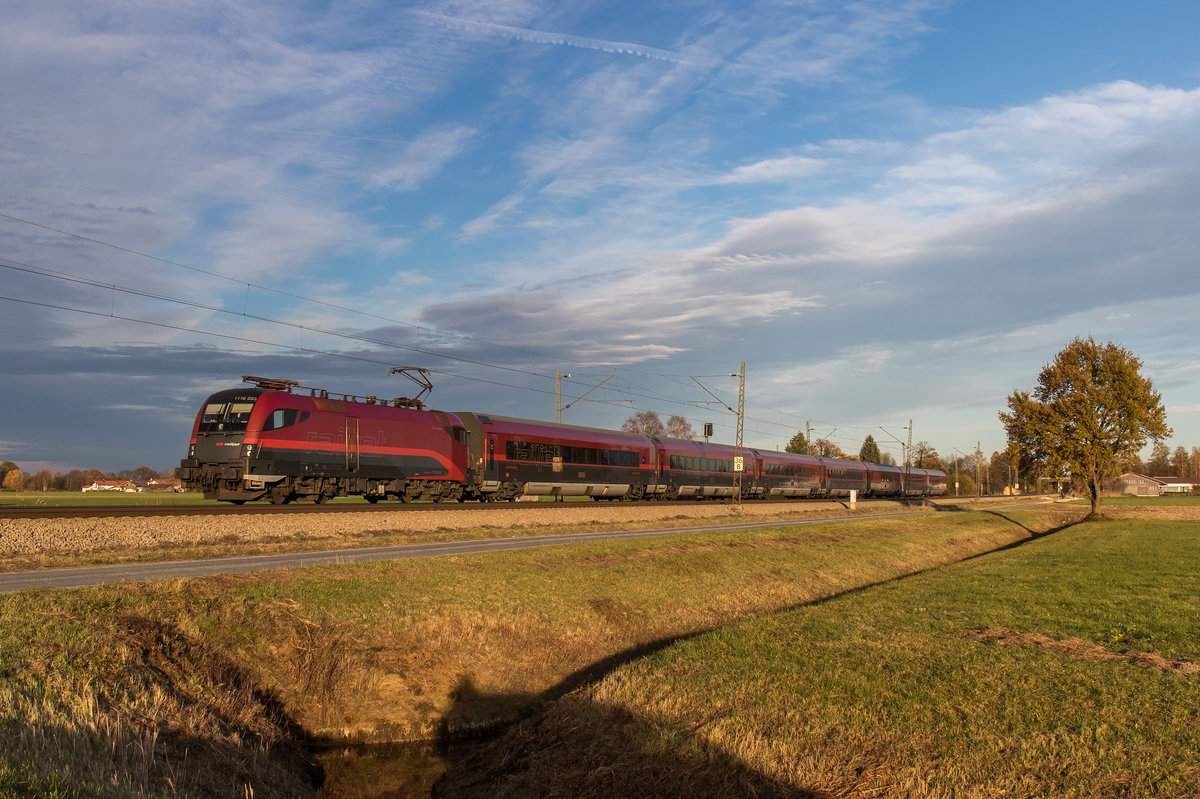 1116 233-5 aus Salzburg kommend am 18. November 2016 bei bersee.