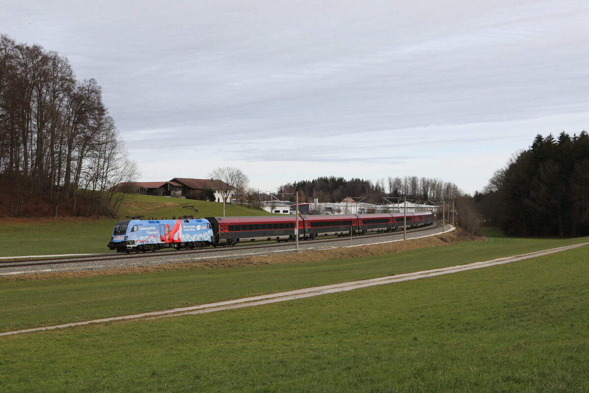 1116 233  Lebensgef�hl �sterreich  aus Salzburg kommend am 7. Dezember 2024 bei Axdorf.