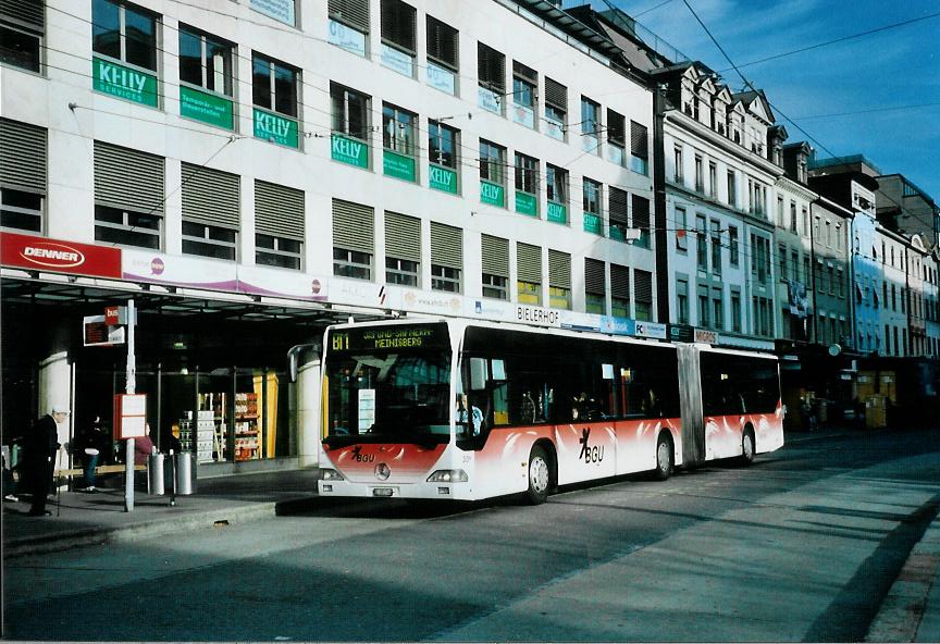 (111'915) - BGU Grenchen - Nr. 33/BE 281'744 - Mercedes (ex ABM Meinisberg Nr. 3) am 10. November 2008 in Biel, Guisanplatz