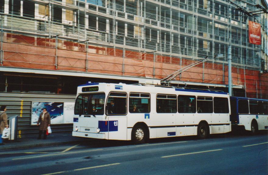 (113'132) - TL Lausanne - Nr. 771 - NAW/Lauber Trolleybus am 22. Dezember 2008 in Lausanne, Rue Neuve