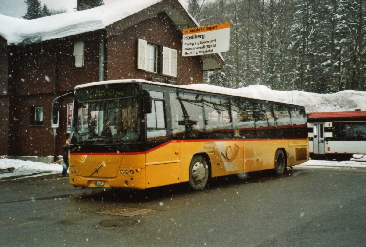 (114'414) - Flck, Brienz - Nr. 4/BE 623'971 - Volvo (ex AVBB Schwanden) am 16. Februar 2009 auf dem Brnigpass