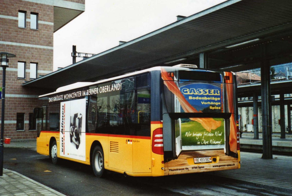 (115'519) - PostAuto Bern - BE 653'382 - Mercedes am 30. Mrz 2009 beim Bahnhof Spiez