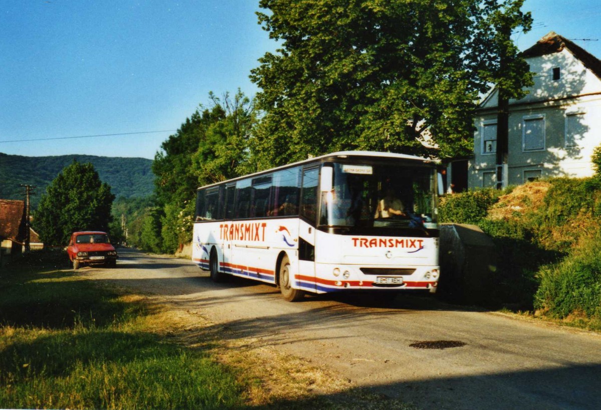 (116'611) - Transmixt - B 51 AEH - Irisbus am 26. Mai 2009 in Bazna, Pensiunea Bazna