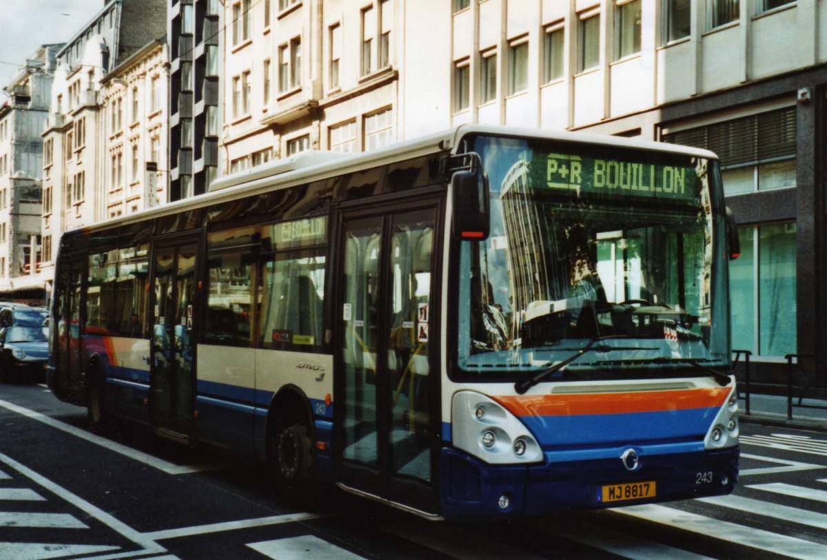 (118'829) - AVL Luxembourg - Nr. 243/MJ 8817 - Irisbus am 8. Juli 2009 beim Bahnhof Luxembourg