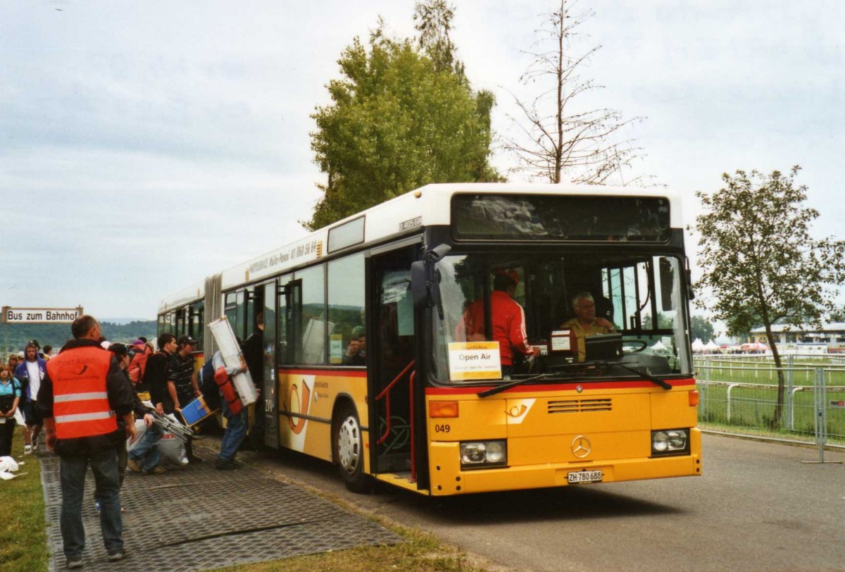 (119'131) - PostAuto Zrich - Nr. 49/ZH 780'688 - Mercedes (ex Nr. 23; ex P 27'727) am 12. Juli 2009 in Frauenfeld, Open-Air