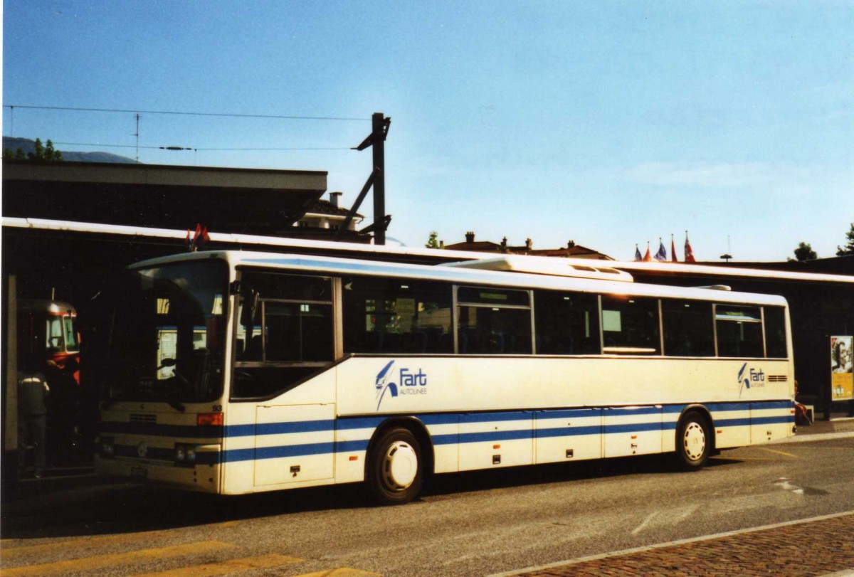 (119'320) - FART Locarno - Nr. 93/TI 125'593 - Mercedes am 26. Juli 2009 beim Bahnhof Locarno