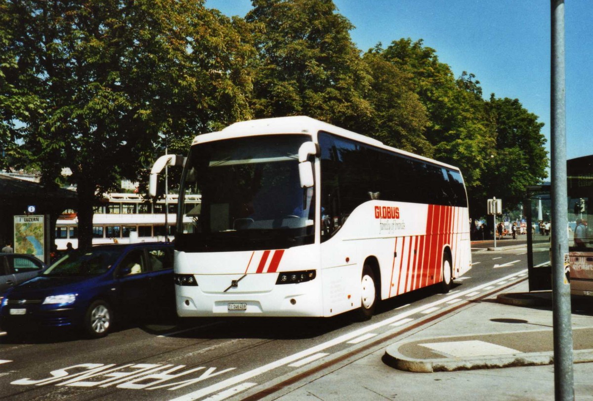 (120'024) - Swima-Tours, Chiasso - TI 146'459 - Volvo am 15. August 2009 beim Bahnhof Luzern