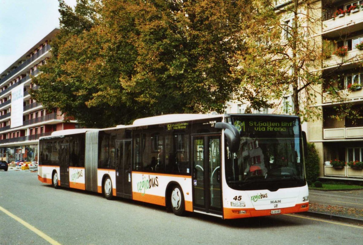 (121'622) - Regiobus, Gossau - Nr. 45/SG 283'883 - MAN am 21. Oktober 2009 beim Bahnhof Gossau