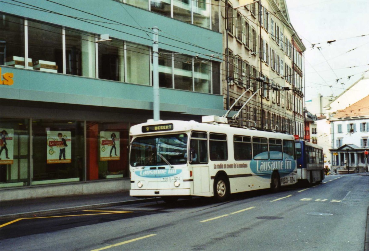 (122'316) - TL Lausanne - Nr. 732 - FBW/Hess Trolleybus am 19. November 2009 in Lausanne, Rue Neuve