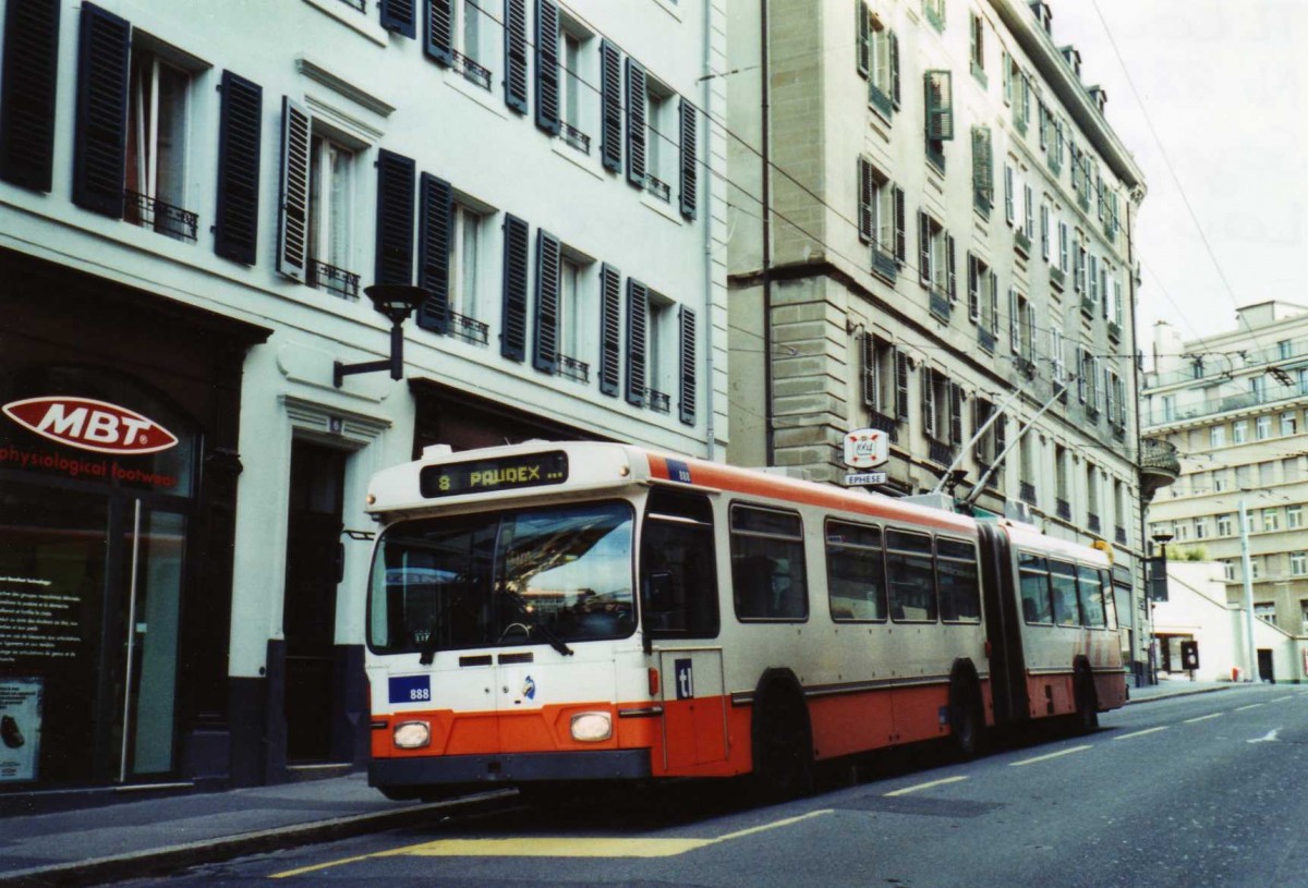 (122'319) - TL Lausanne - Nr. 888 - Saurer/Hess Gelenktrolleybus (ex TPG Genve Nr. 659) am 19. November 2009 in Lausanne, Rue Neuve