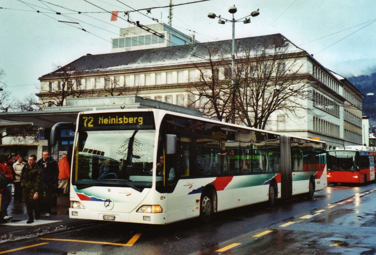 (123'215) - ASm Langenthal - Nr. 85/BE 667'198 - Mercedes (ex BGU Grenchen Nr. 32; ex ABM Meinisberg Nr. 2) am 23. Dezember 2009 beim Bahnhof Biel