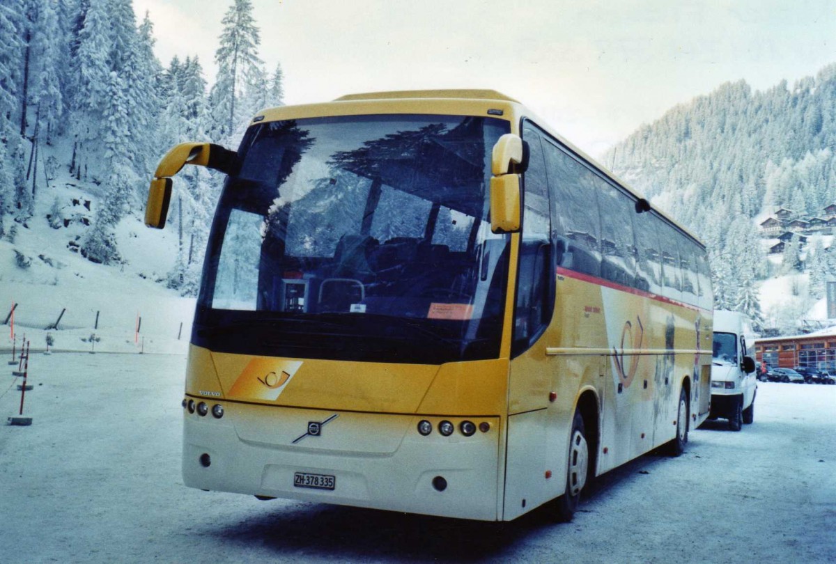 (124'013) - Moser, Flaach - Nr. 16/ZH 378'335 - Volvo am 10. Januar 2010 in Adelboden, ASB