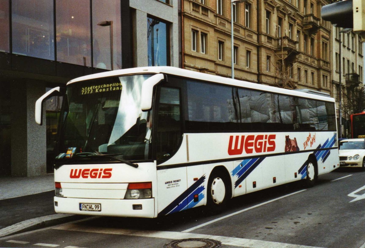 (124'816) - Wegis, Bermatingen - FN-WL 99 - Setra am 10. Mrz 2010 beim Bahnhof Konstanz