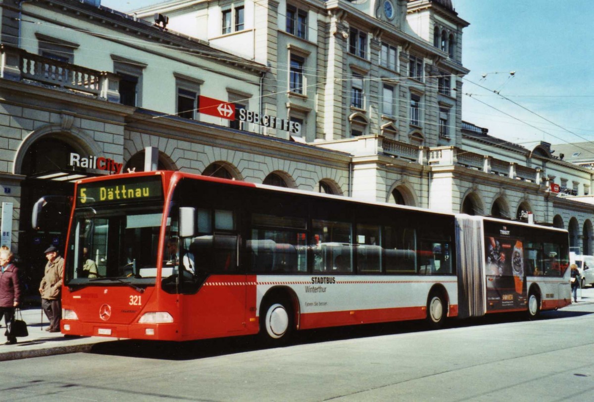 (125'031) - SW Winterthur - Nr. 321/ZH 687'321 - Mercedes am 17. Mrz 2010 beim Hauptbahnhof Winterthur