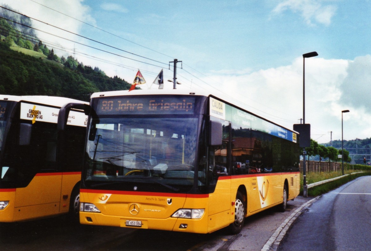 (126'616) - PostAuto Bern - BE 653'384 - Mercedes am 29. Mai 2010 beim Bahnhof Reichenbach