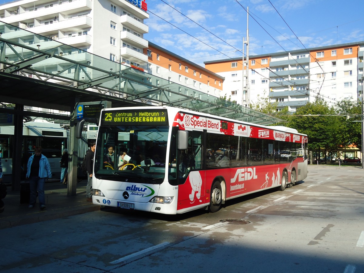 (128'326) - Albus, Salzburg - Nr. L1668/S 539 LT - Mercedes am 8. August 2010 beim Bahnhof Salzburg