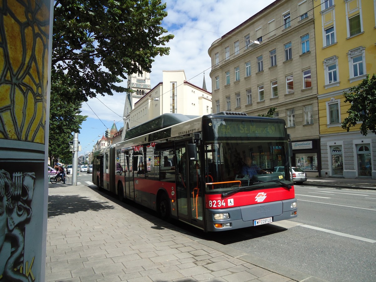 (128'380) - Wiener Linien - Nr. 8234/W 2291 LO - Grf&Stift am 9. August 2010 in Wien, Rabengasse