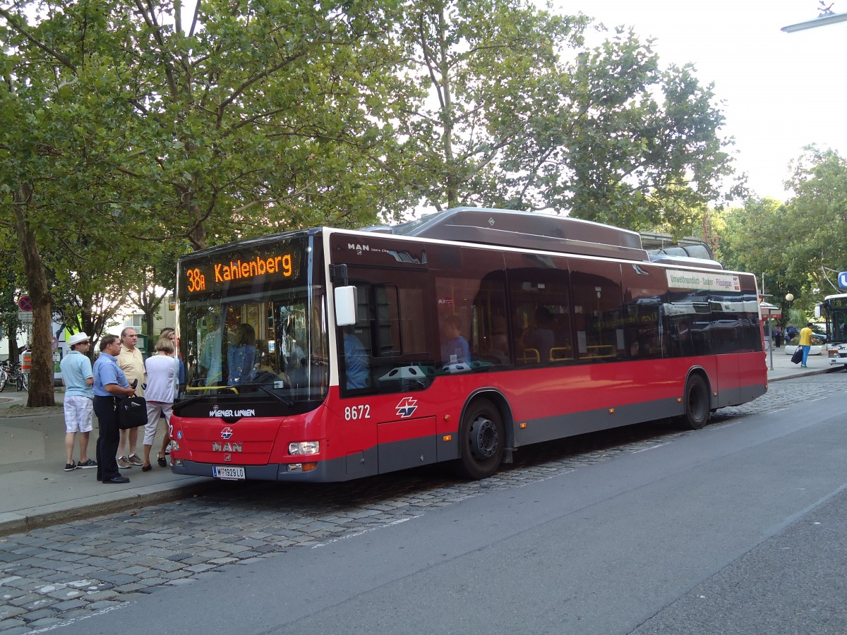 (128'440) - Wiener Linien - Nr. 8672/W 1929 LO - MAN am 9. August 2010 in Wien, Heiligenstadt