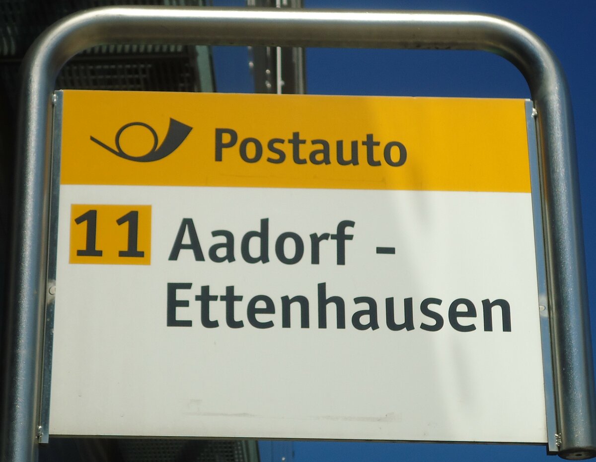 (129'093) - PostAuto-Haltestellenschild - Frauenfeld, Bahnhof - am 22. August 2010