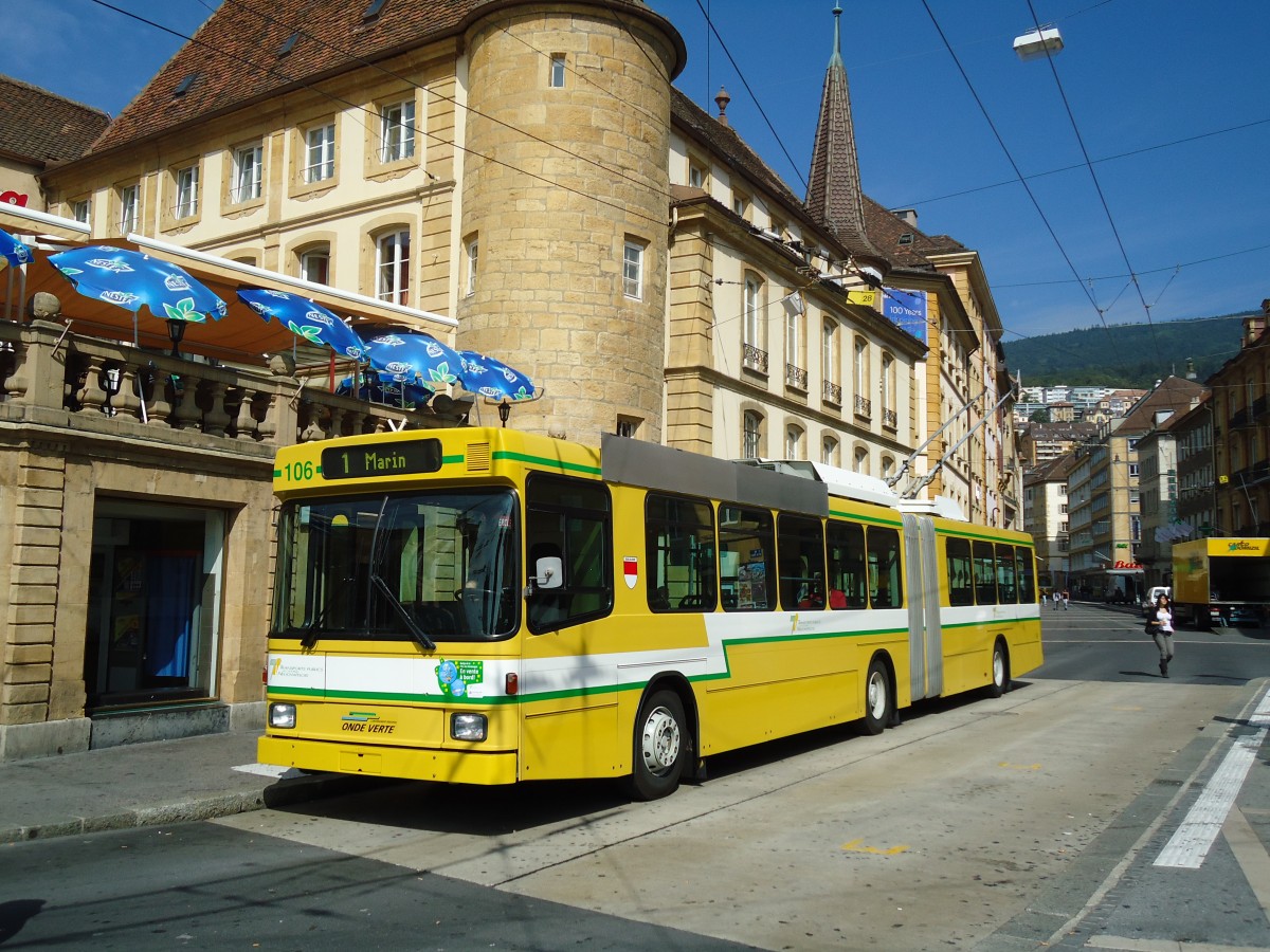 (129'558) - TN Neuchtel - Nr. 106 - NAW/Hess Gelenktrolleybus am 6. September 2010 in Neuchtel, Place Pury