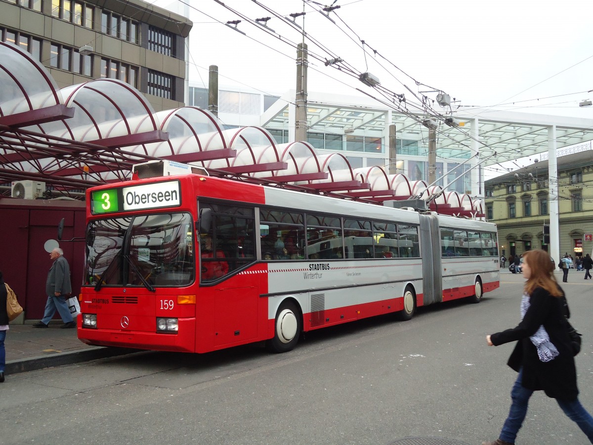 (130'048) - SW Winterthur - Nr. 159 - Mercedes Gelenktrolleybus am 17. Oktober 2010 beim Hauptbahnhof Winterthur