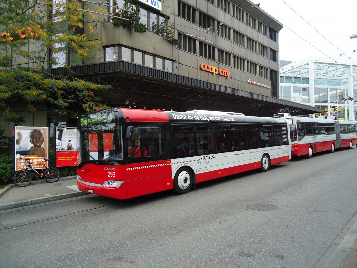 (130'443) - SW Winterthur - Nr. 293/ZH 730'293 - Solaris am 13. Oktober 2010 beim Hauptbahnhof Winterthur