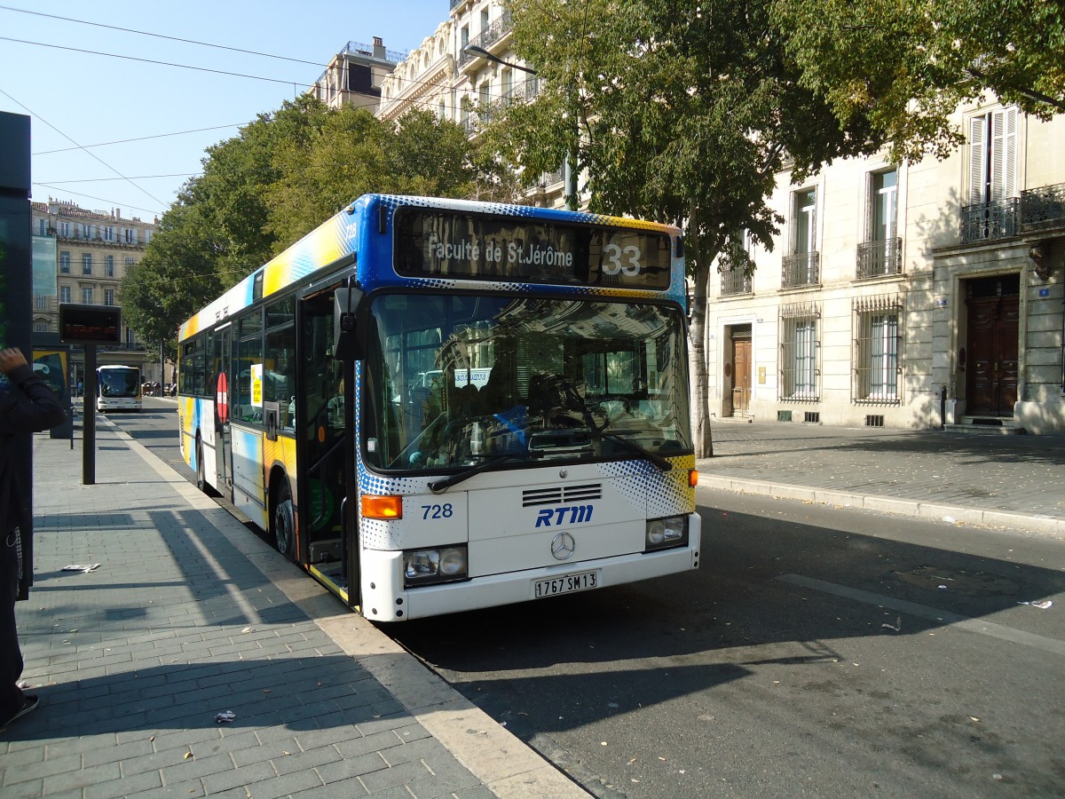 (130'566) - RTM Marseille - Nr. 728/1767 SM 13 - Mercedes am 15. Oktober 2010 in Marseille, Reformes Canebire