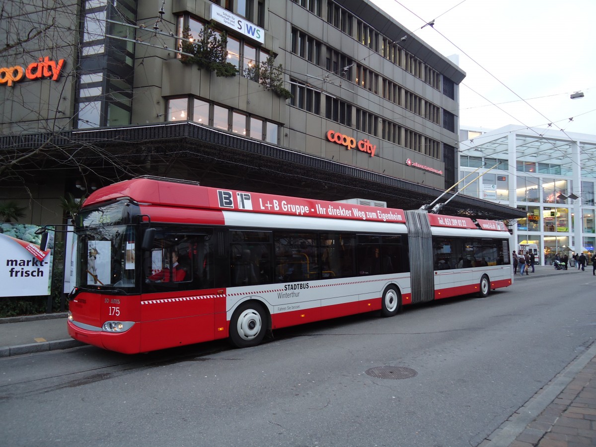 (131'063) - SW Winterthur - Nr. 175 - Solaris Gelenktrolleybus am 17. November 2010 beim Hauptbahnhof Winterthur